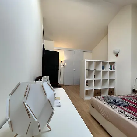Attico Nel Centro Di شقة